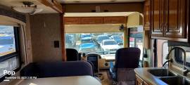 2017 Thor Motor Coach Miramar 34.2, $ 72,900