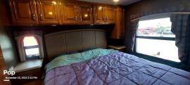 2017 Thor Motor Coach Miramar 34.2, $ 72,900