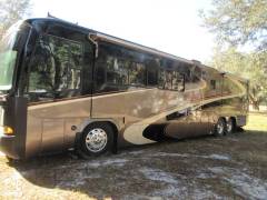 2003 Monaco Signature Series 42 Triple Crown, $ 68,500