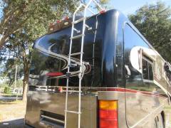 2003 Monaco Signature Series 42 Triple Crown, $ 68,500