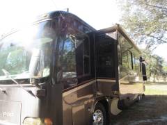2003 Monaco Signature Series 42 Triple Crown, $ 68,500