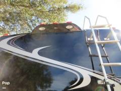 2003 Monaco Signature Series 42 Triple Crown, $ 68,500