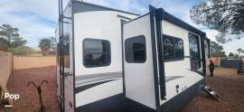 2023 Grand Design Reflection 367BHS, $ 47,999