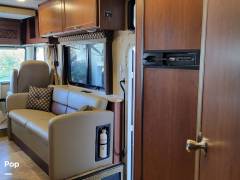 2016 Thor Motor Coach A.C.E. 30.2, $ 52,500