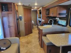 2016 Thor Motor Coach A.C.E. 30.2, $ 52,500