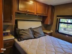 2016 Thor Motor Coach A.C.E. 30.2, $ 52,500