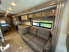 2020 Thor Motor Coach Windsport 29M, $ 74,500