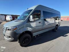 2022 Outside Vans Approach AWD, $ 180,000