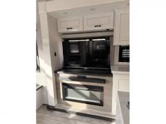 2025 Jayco Pinnacle 36FBTS, $ 84,950