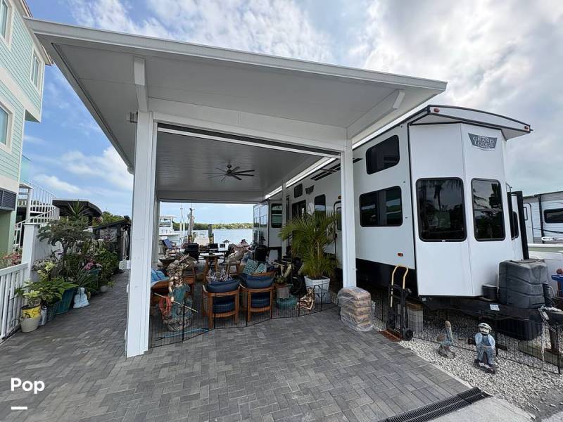 2022 Forest River Wildwood 42DL, $ 60,500