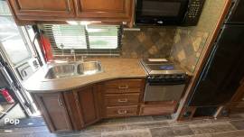 2013 Fleetwood Bounder Classic 36H, $ 42,450