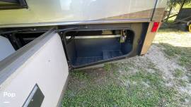 2013 Fleetwood Bounder Classic 36H, $ 42,450
