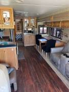 2005 Newmar Dutch Star 3810, $ 45,000