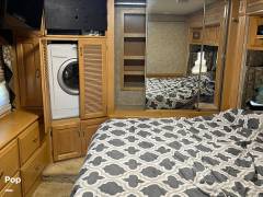 2005 Newmar Dutch Star 3810, $ 45,000