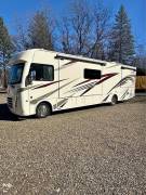 2019 Thor Motor Coach A.C.E. 33.1, $ 79,000