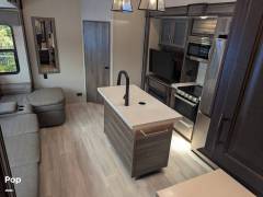 2022 Grand Design Solitude S-Class 3950BH, $ 39,900