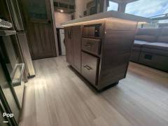 2022 Grand Design Solitude S-Class 3950BH, $ 39,900