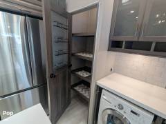 2022 Grand Design Solitude S-Class 3950BH, $ 39,900
