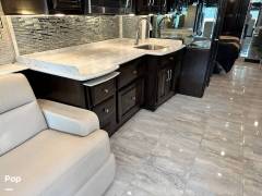 2018 Newmar Dutch Star 4369, $ 280,000