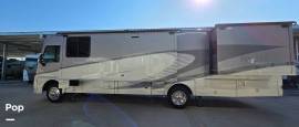 2018 Winnebago Sunova 35G, $ 63,000