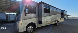 2018 Winnebago Sunova 35G, $ 63,000