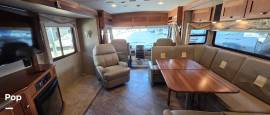 2018 Winnebago Sunova 35G, $ 63,000