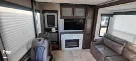 2021 Grand Design Momentum 29GO, $ 45,000