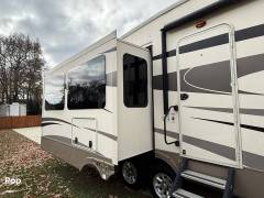 2017 Forest River Cedar Creek Champagne 38EL, $ 30,000
