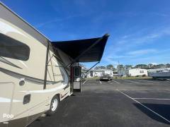 2017 Thor Motor Coach Quantum WS31, $ 49,500