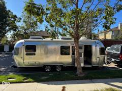 2021 Airstream Flying Cloud 28RB Twin with Washer/, $ 79,850