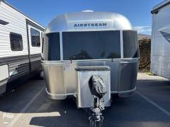 2021 Airstream Flying Cloud 28RB Twin with Washer/, $ 79,850