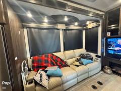 2019 Jayco Seismic 4212, $ 71,000