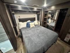 2019 Jayco Seismic 4212, $ 71,000