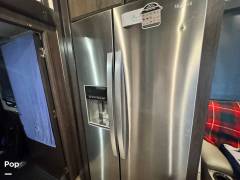 2019 Jayco Seismic 4212, $ 71,000