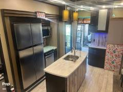 2018 Grand Design Momentum 399TH, $ 53,000