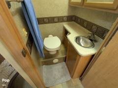 2008 Four Winds Kodiak 32B, $ 43,350