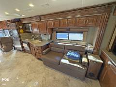 2014 Fleetwood Discovery 40X, $ 99,999