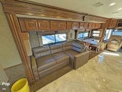 2014 Fleetwood Discovery 40X, $ 99,999