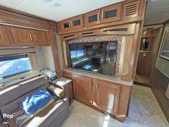 2014 Fleetwood Discovery 40X, $ 99,999