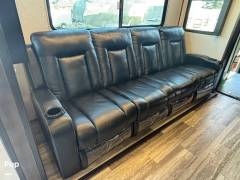 2022 Dutchmen Voltage 3551, $ 60,000