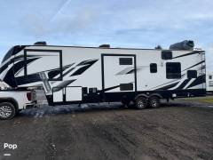 2022 Dutchmen Voltage 3551, $ 60,000
