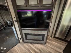 2020 Grand Design Momentum 381M, $ 39,900