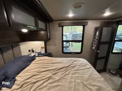 2020 Grand Design Momentum 381M, $ 39,900