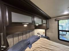 2020 Grand Design Momentum 381M, $ 39,900