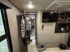 2020 Grand Design Momentum 381M, $ 39,900