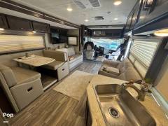 2020 Thor Motor Coach A.C.E. 33.1, $ 53,999