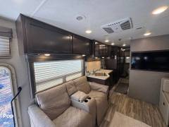 2020 Thor Motor Coach A.C.E. 33.1, $ 53,999