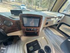 2020 Thor Motor Coach A.C.E. 33.1, $ 53,999