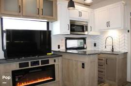 2022 Keystone Raptor 351, $ 65,000