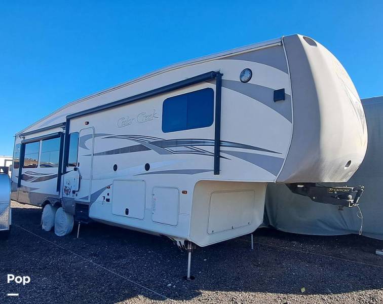2015 Forest River Cedar Creek 36CKTS, $ 27,300